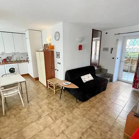 Daire Framura, Ampio Con Terrazzo Vista Mare Framura